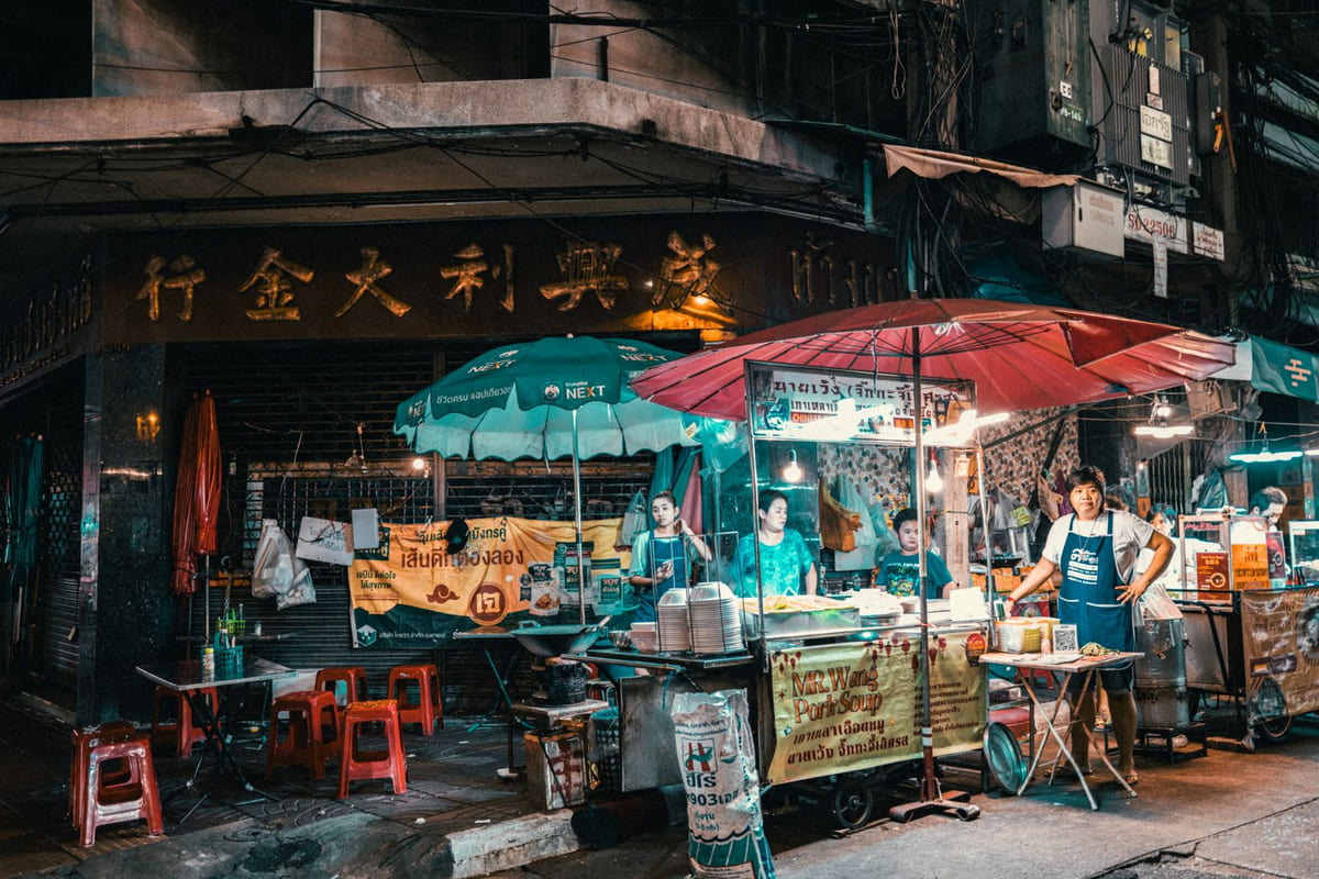 ตลาดน้ำ 4 ภาค พัทยา: เดินครบยังไง ไม่ให้หลงวน จ่ายซ้ำ และจบที่ความหงุดหงิด?